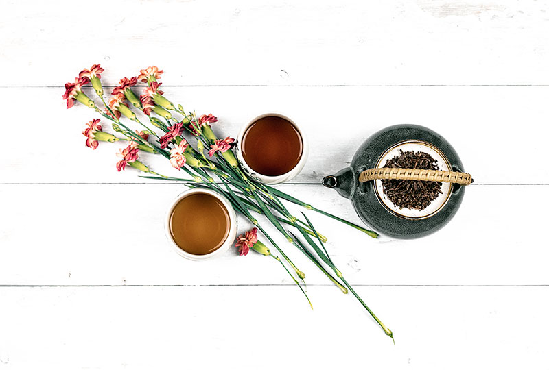 Hojicha Tea Guide: Brew, Benefits, Caffeine